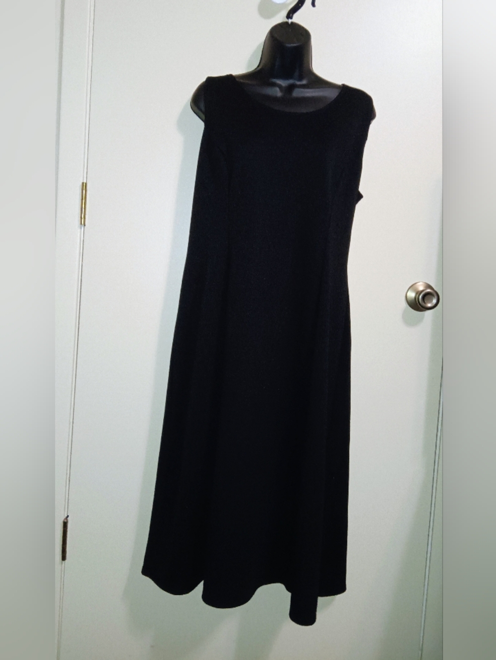 Elegant Black Sleeveless Maxi Dress